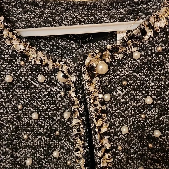 Top - Picture 3 of 7